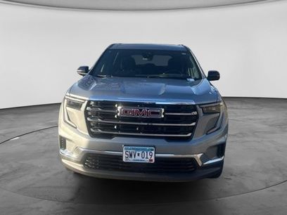 Used 2025 GMC Acadia Elevation