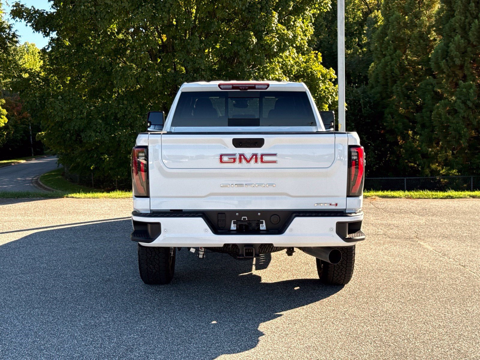 Used 2026 GMC Sierra 2500 AT4 w/ AT4 Premium Plus Package AWD/4WD image 6