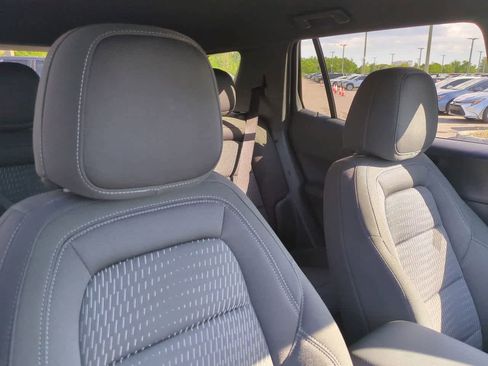 Used 2026 Chevrolet Equinox LT FWD image 7