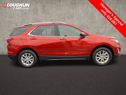 Used 2020 Chevrolet Equinox LT AWD/4WD image 11