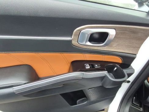 Used 2022 Kia Sorento SX Prestige w/ Rust Color Package image 22