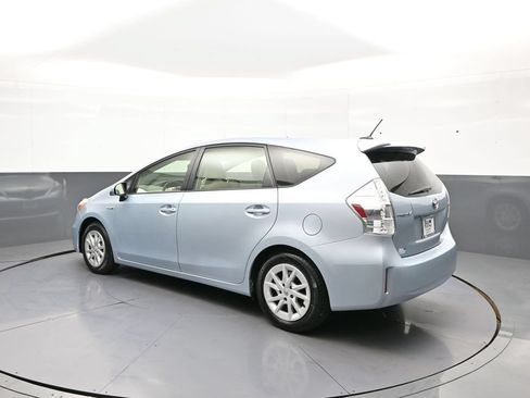 Used 2012 Toyota Prius V Three FWD image 8