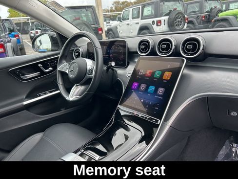 Used 2025 Mercedes-Benz C 300 Sedan image 24