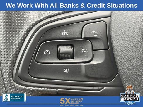 Used 2025 Buick Envista Preferred image 24