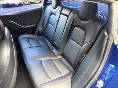 Used 2018 Tesla Model 3 Long Range RWD image 30