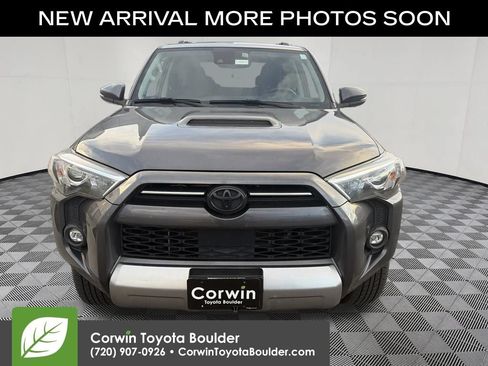 Used 2023 Toyota 4Runner TRD Off-Road Premium AWD/4WD image 2