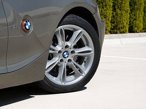 Used 2004 BMW Z4 3.0i image 7