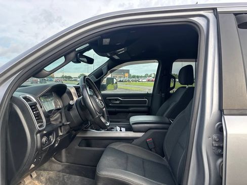 Used 2020 RAM 1500 Big Horn AWD/4WD image 9