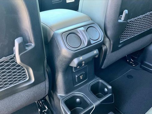 New 2025 Jeep Gladiator Mojave w/ Convenience Group image 21