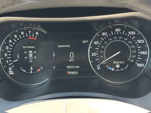 Used 2018 Lincoln MKZ Select w/ Select Plus Package AWD/4WD image 17