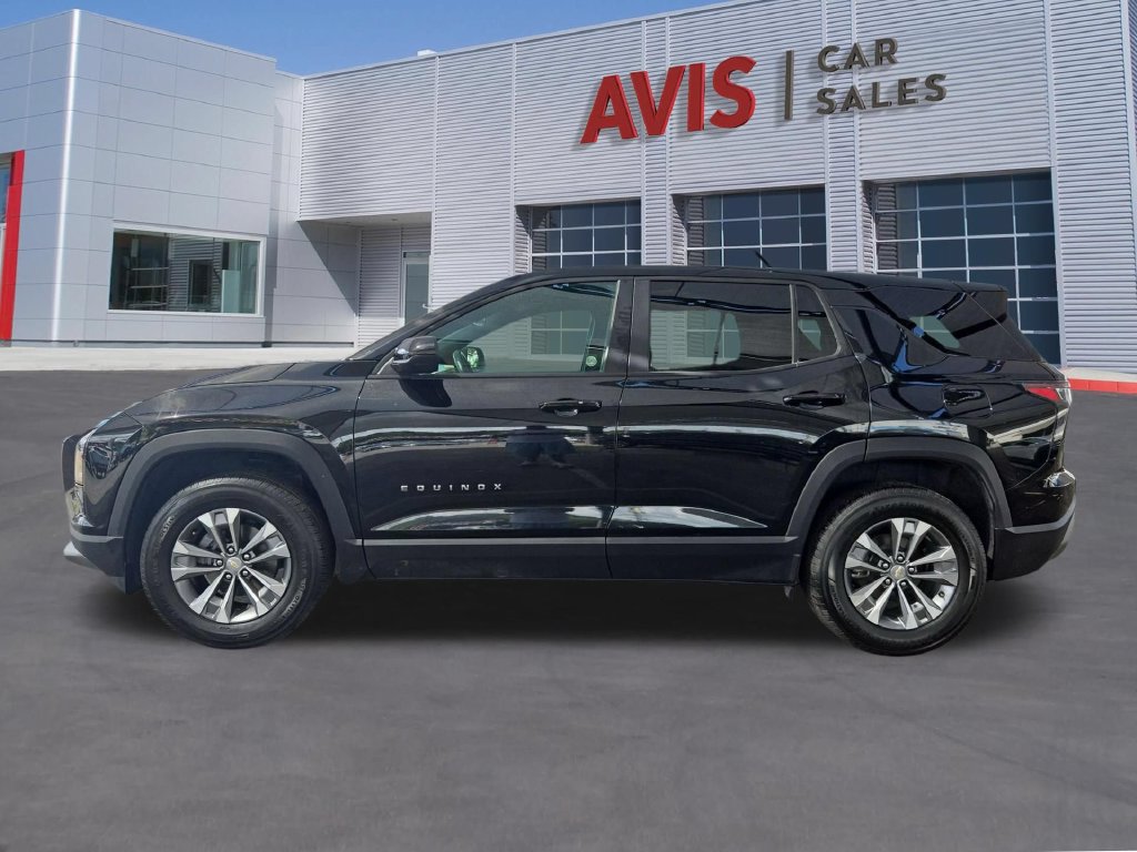 Used 2026 Chevrolet Equinox LT FWD image 10