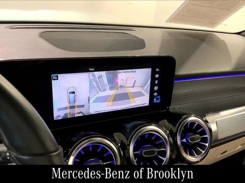 Certified 2023 Mercedes-Benz GLB 250 4MATIC image 29