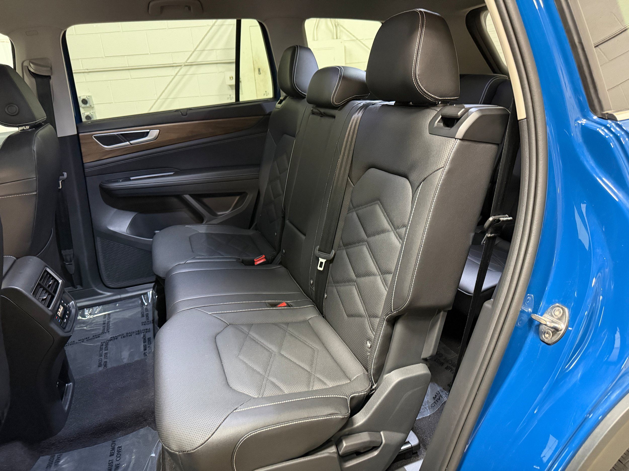 Used 2026 Volkswagen Atlas SE AWD/4WD image 11