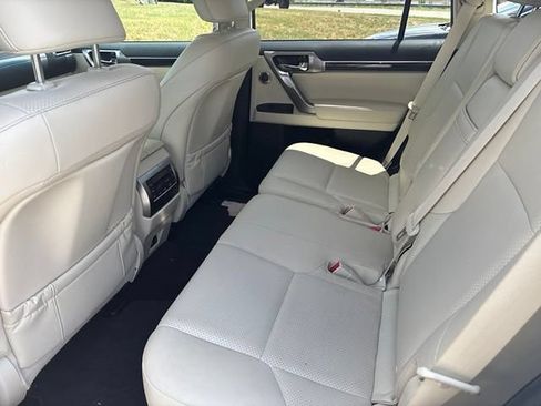 Used 2022 Lexus GX 460 Luxury AWD/4WD image 6