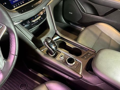 Used 2020 Cadillac XT5 Sportv AWD/4WD image 18