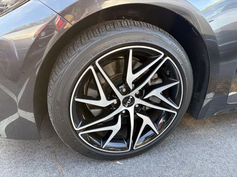 Used 2023 Kia Stinger GT-Line image 12