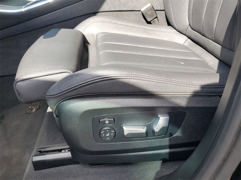 Used 2019 BMW X5 xDrive40i w/ Convenience Package image 21