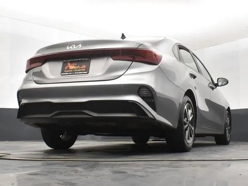 Used 2023 Kia Forte LXS FWD image 13