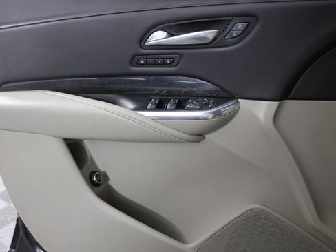 Used 2020 Cadillac XT4 Premium Luxury w/ Driver Awareness Package image 28