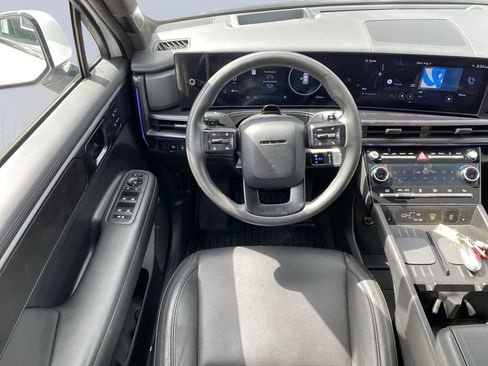 Used 2024 Hyundai Santa Fe Calligraphy FWD image 15
