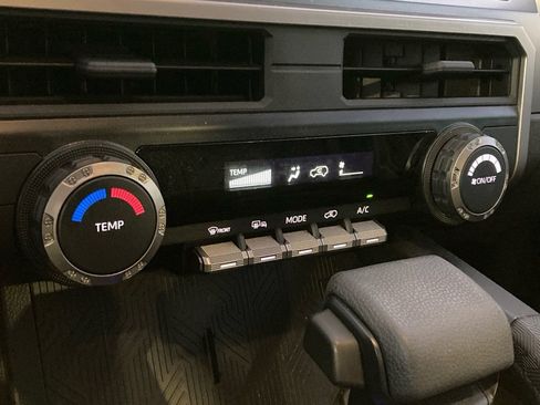 Used 2025 Toyota 4Runner SR5 image 25