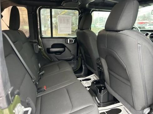 Used 2021 Jeep Wrangler Unlimited Sport AWD/4WD image 28