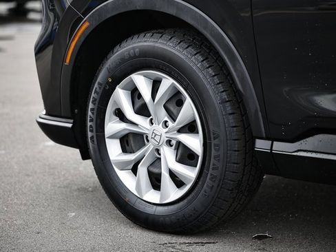 Used 2024 Honda CR-V LX image 5