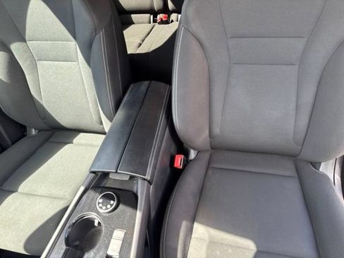 Used 2023 Nissan Rogue S AWD/4WD image 18