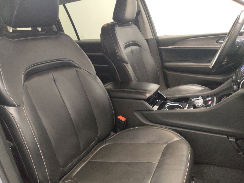 Used 2022 Jeep Grand Cherokee L Limited AWD/4WD image 21