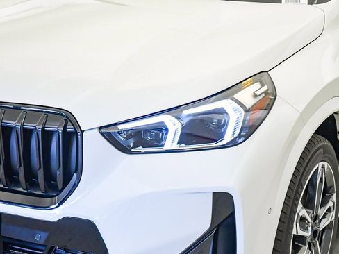 New 2026 BMW X1 xDrive28i w/ Technology Package image 9