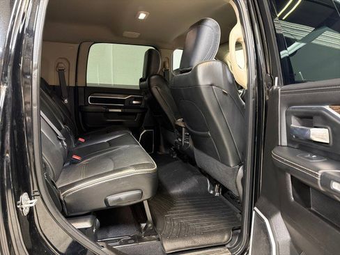 Used 2019 RAM 2500 Laramie image 41
