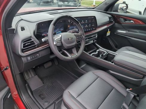 New 2026 Chevrolet Traverse Z71 w/ Enhanced Driving Package image 12