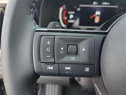 New 2025 Nissan Pathfinder Platinum w/ Cargo Package image 5