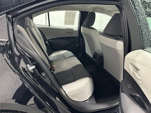 Used 2025 Toyota Corolla LE w/ LE Premium Package image 49