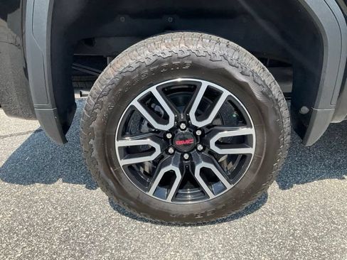 Used 2026 GMC Sierra 1500 AT4 w/ AT4 Premium Package AWD/4WD image 27