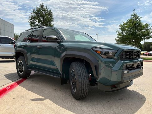 New 2026 Toyota 4Runner TRD Off-Road Premium AWD/4WD image 4