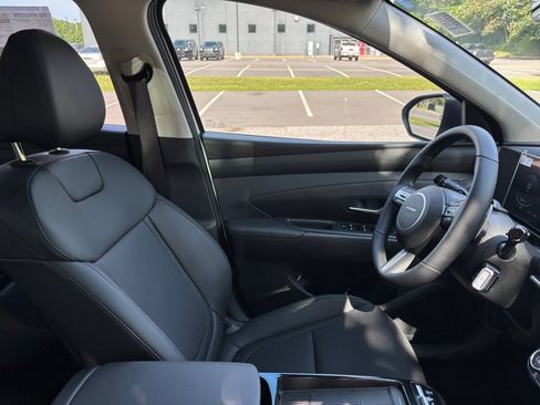 Certified 2025 Hyundai Tucson SEL image 30