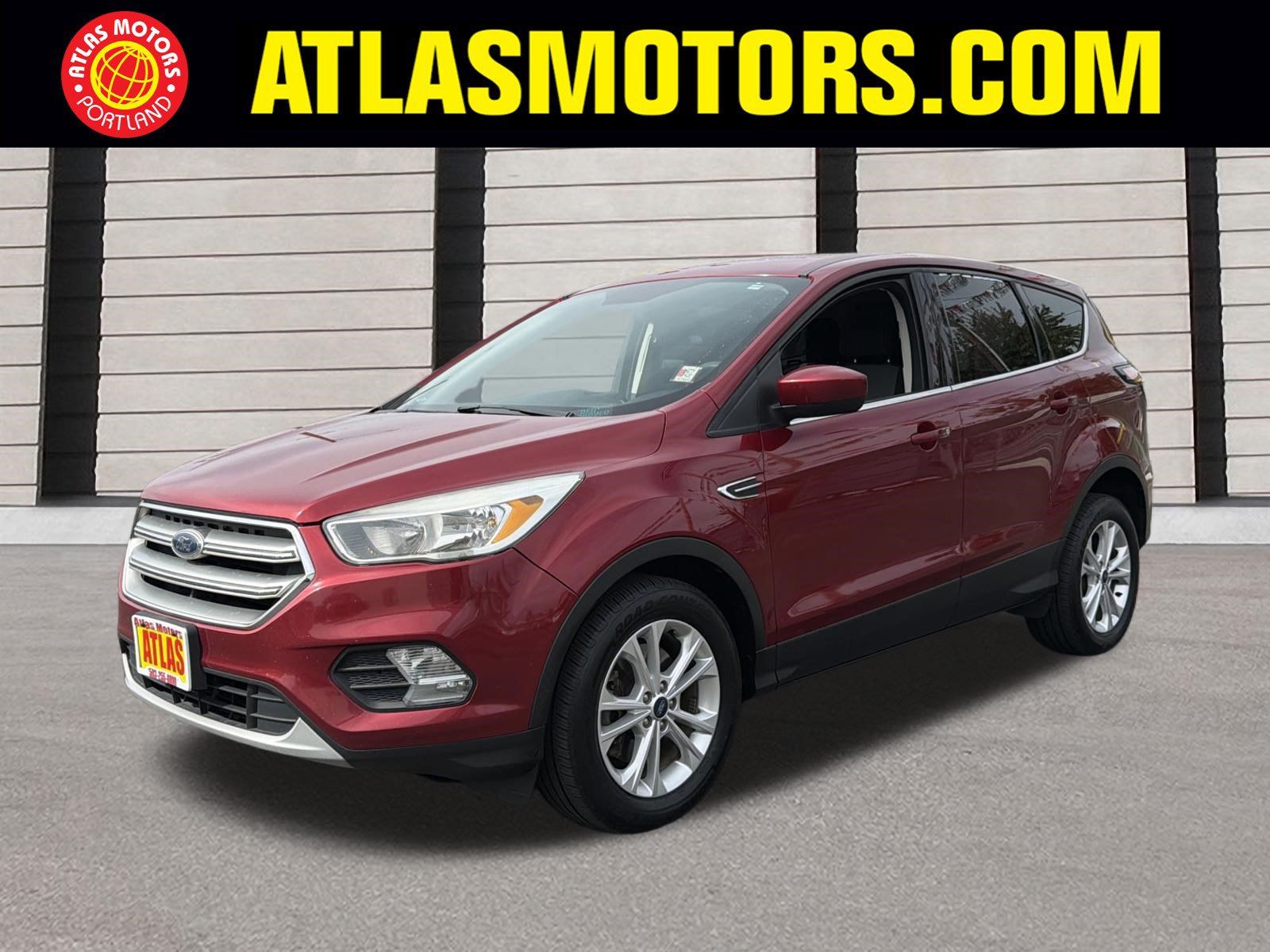 Used 2017 Ford Escape SE AWD/4WD image 1