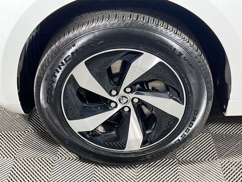 Used 2024 Jaguar F-PACE R-Dynamic S image 29