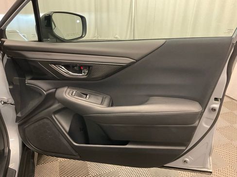 Used 2022 Subaru Outback Premium image 29