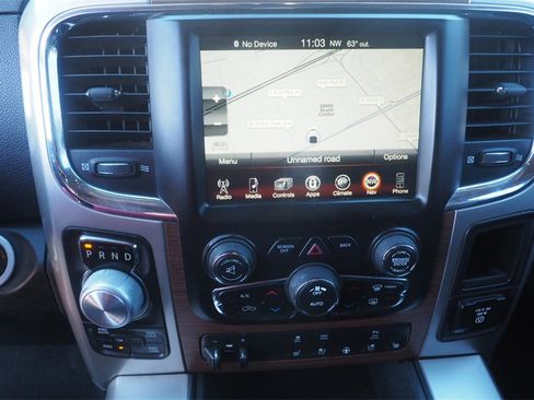 Used 2016 RAM 1500 Laramie w/ Convenience Group image 12