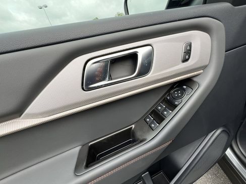 New 2026 Ford Explorer Active AWD/4WD image 23