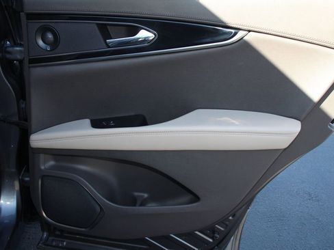 Certified 2023 Lincoln Nautilus Reserve w/ Equipment Group 201A image 20