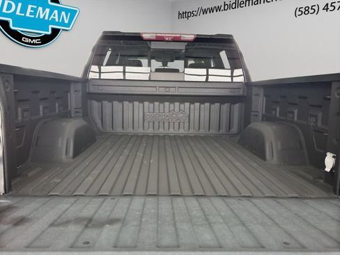 Used 2020 Chevrolet Silverado 1500 High Country w/ Technology Package image 20