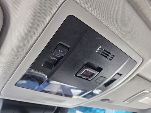 Used 2021 Lexus ES 300h w/ Premium Package FWD image 12