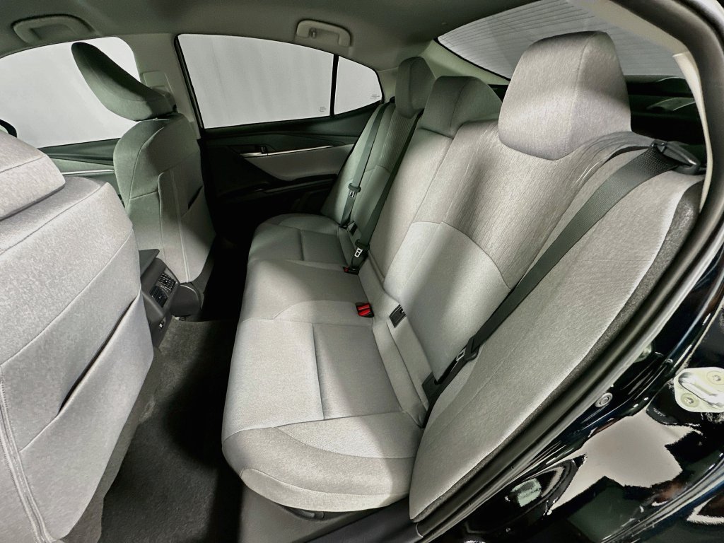 Used 2025 Toyota Camry LE w/ Convenience Package FWD image 23