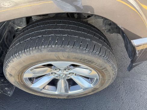 Used 2019 RAM 1500 Limited image 42