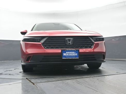 Certified 2023 Honda Accord EX image 36