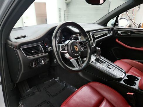 Used 2016 Porsche Macan S AWD/4WD image 13
