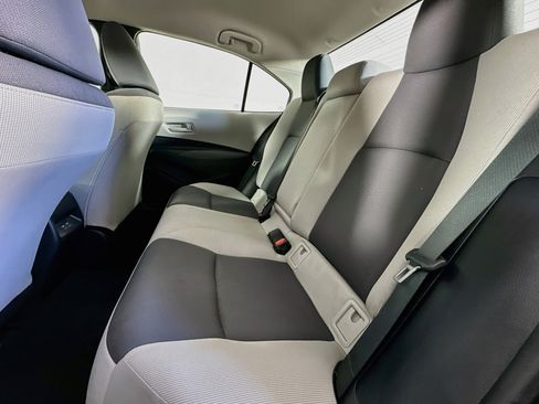Used 2025 Toyota Corolla LE FWD image 25